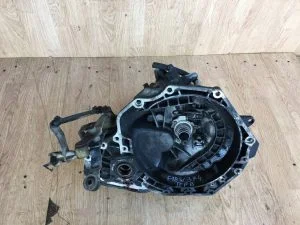VOYAGER 3.3 V6 (ALUMINIUM) (A) GEARBOX